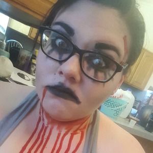 Meet your Posher, Abby